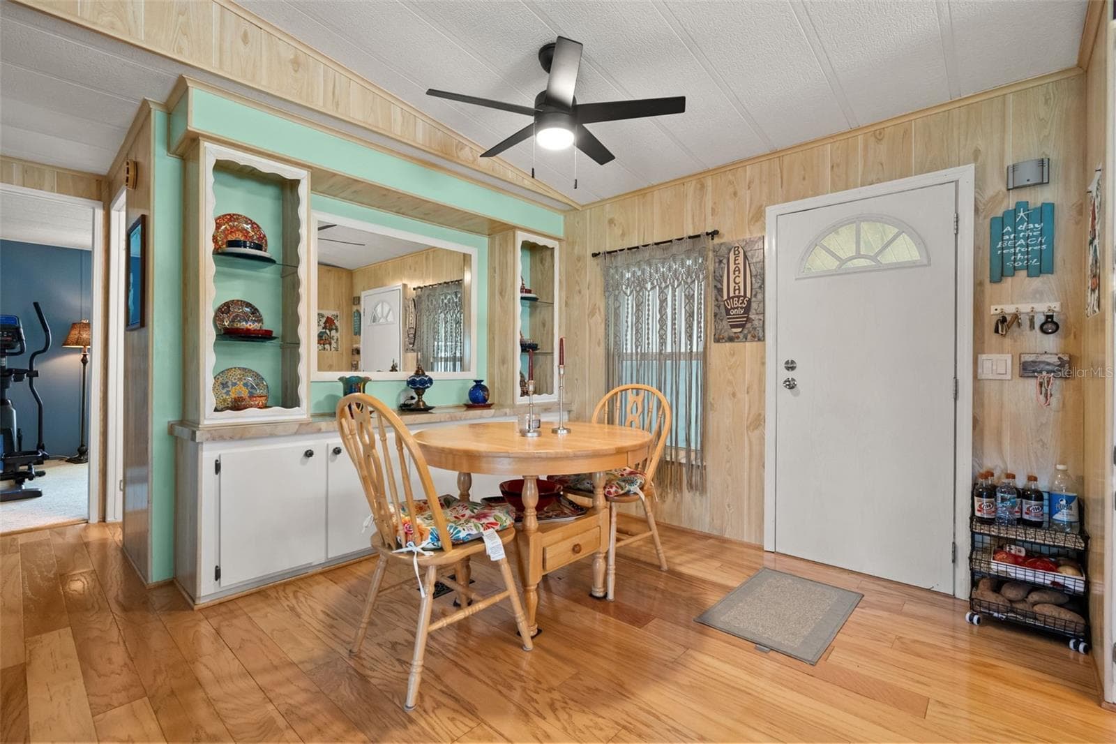 Manufactured Home at 5438 SEVILLE DR, ZEPHYRHILLS, photo 4 of 18