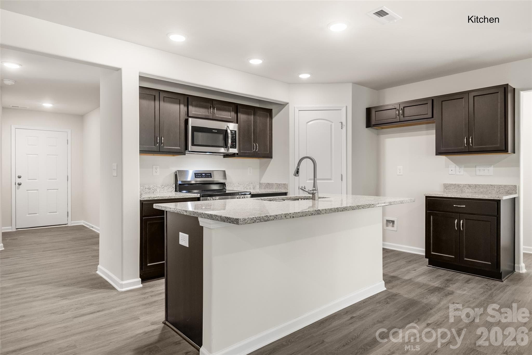 Single Family Residence at 1719 Evans Drive, Lancaster, photo 4 of 32