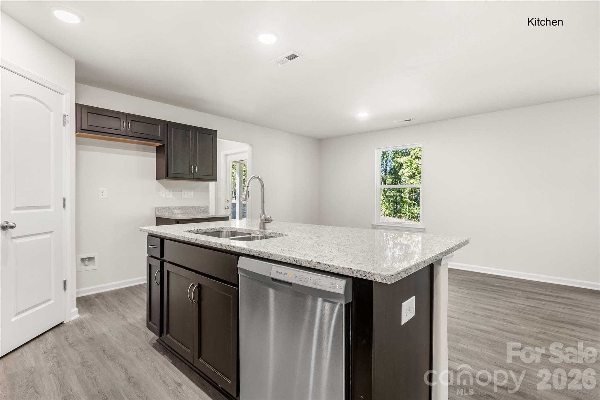Single Family Residence at 1719 Evans Drive, Lancaster, photo 6 of 32