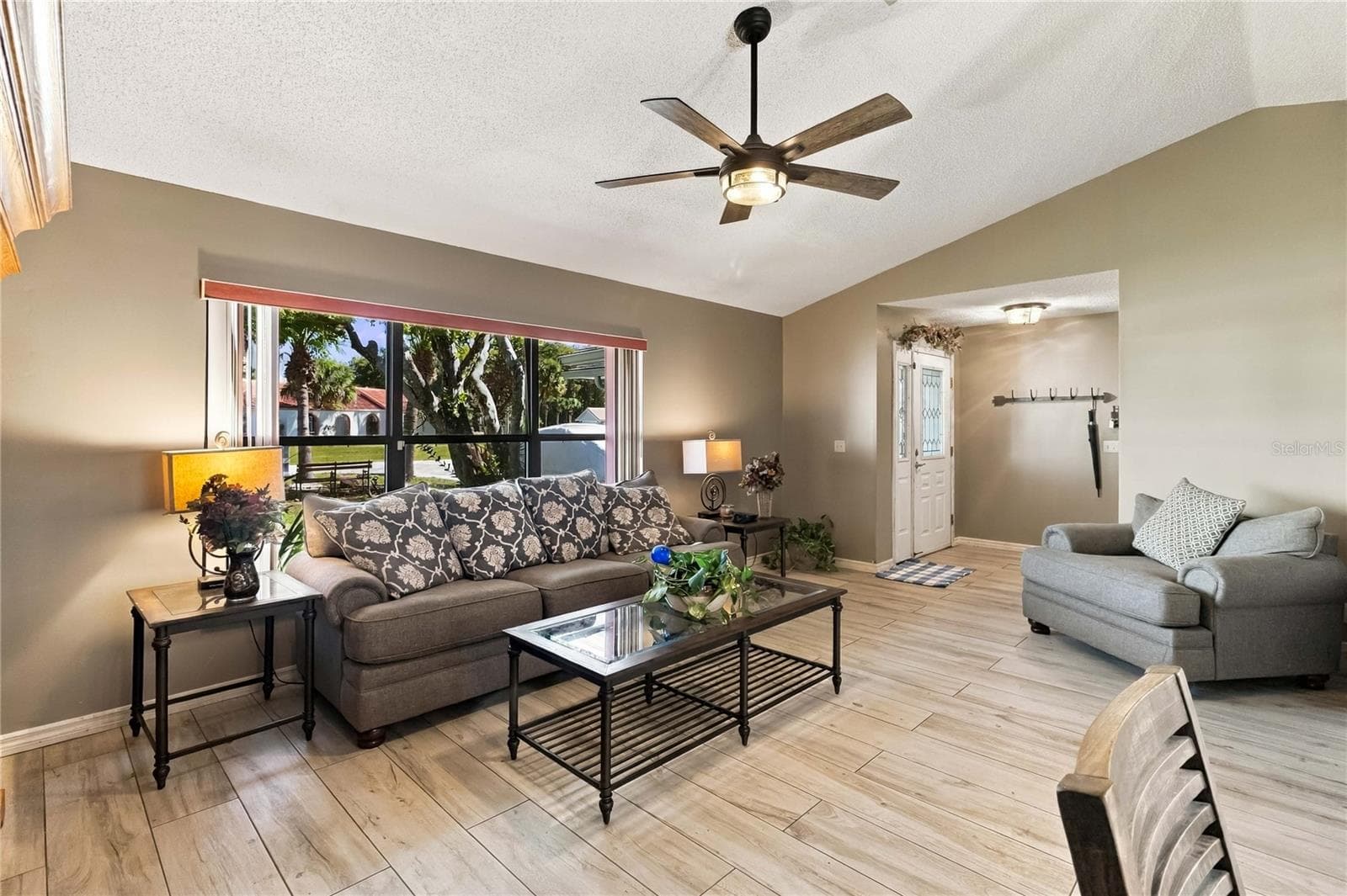 Single Family Residence at 2490 ALBANY DR, KISSIMMEE, photo 8 of 36