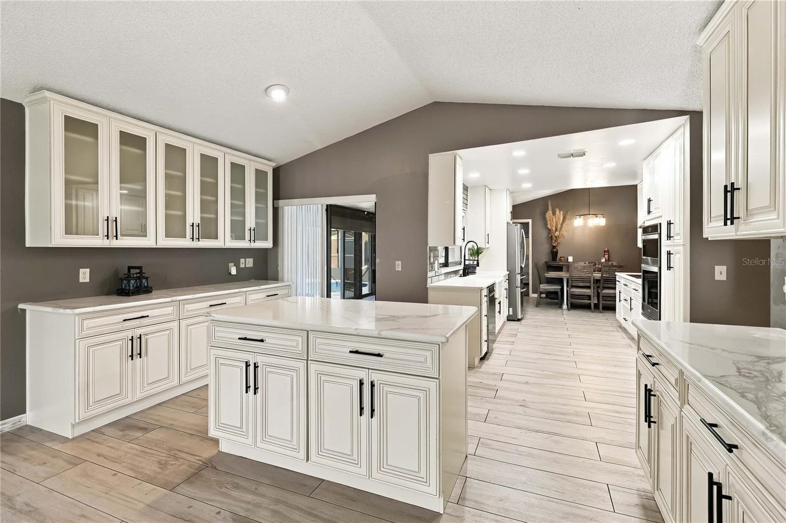 Single Family Residence at 2490 ALBANY DR, KISSIMMEE, photo 13 of 36
