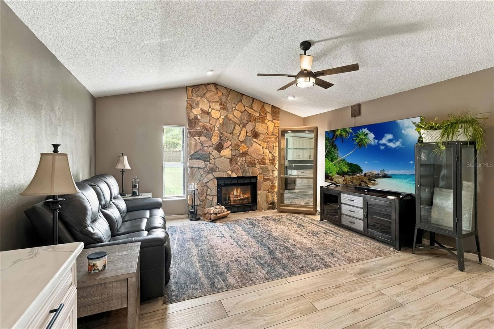Single Family Residence at 2490 ALBANY DR, KISSIMMEE, photo 17 of 36