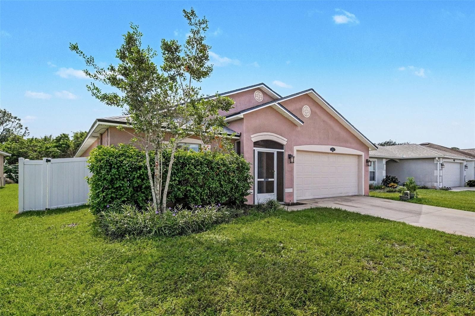 Vinyl fencing surrounding the home - 5531 TALBOT BLVD, COCOA