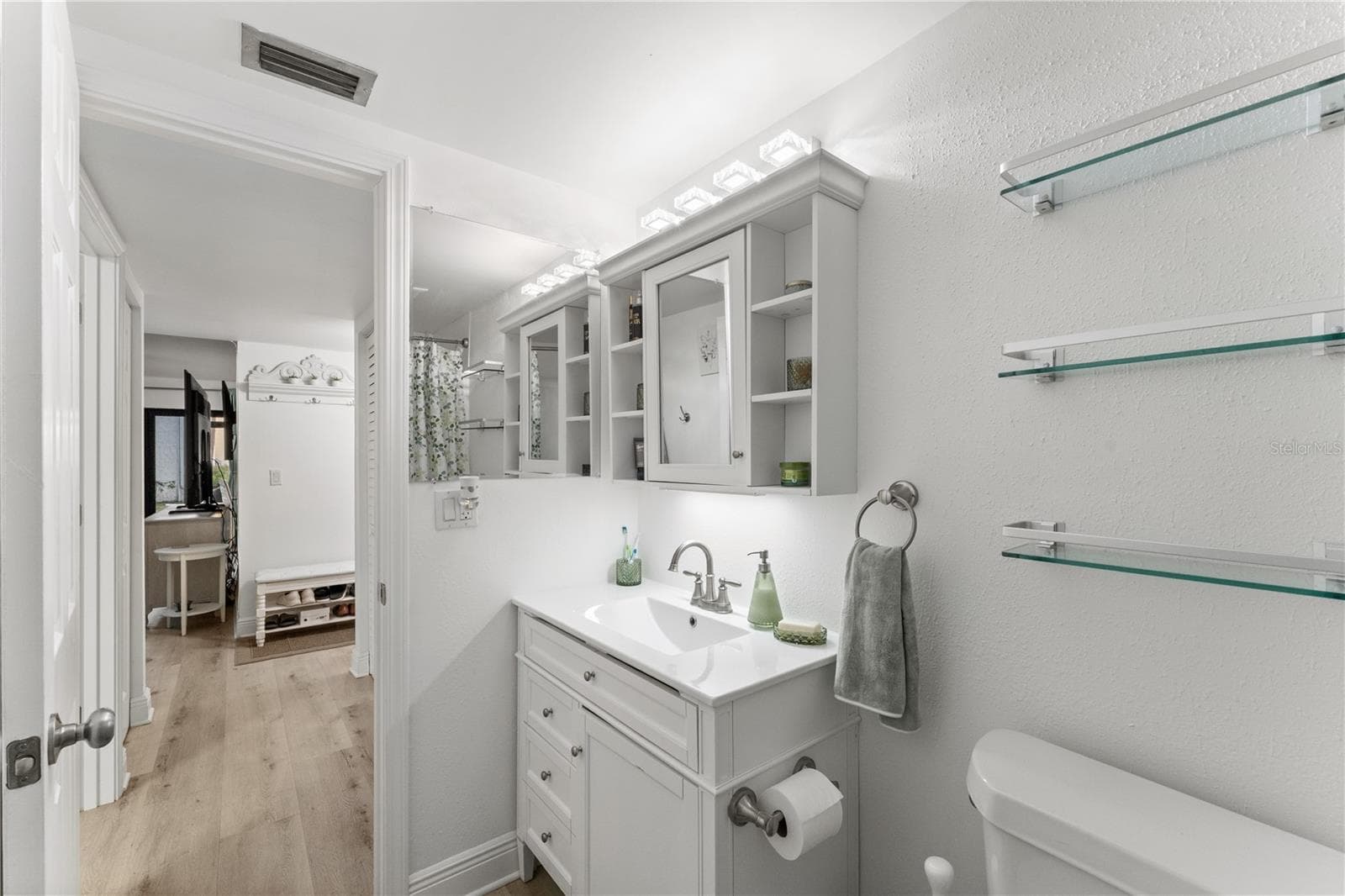 Condominium at 11538 7TH LN N #1303, ST PETERSBURG, photo 17 of 25