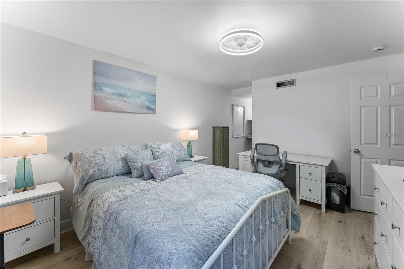 Condominium at 11538 7TH LN N #1303, ST PETERSBURG, photo 19 of 25
