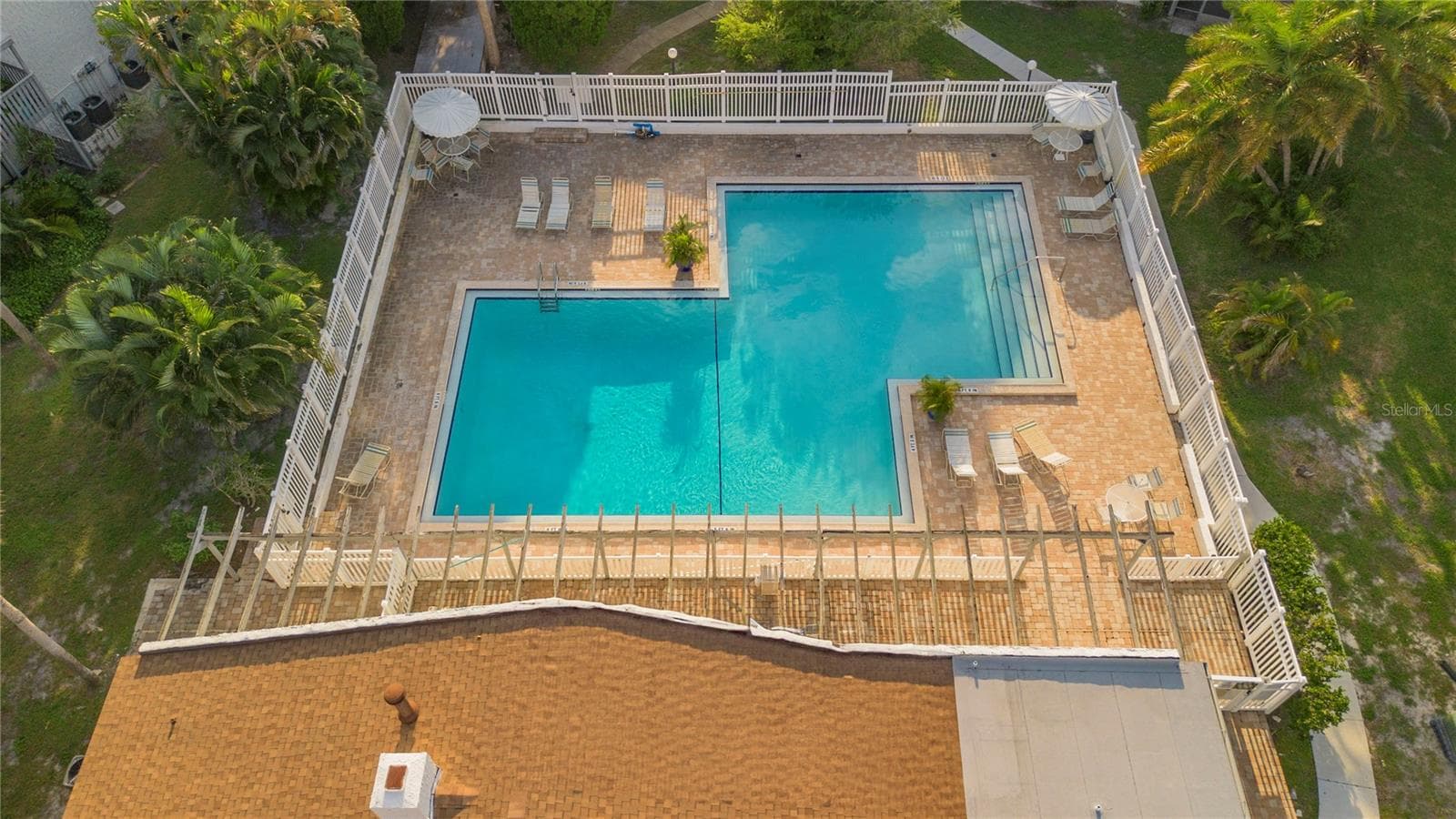 Condominium at 11538 7TH LN N #1303, ST PETERSBURG, photo 22 of 25