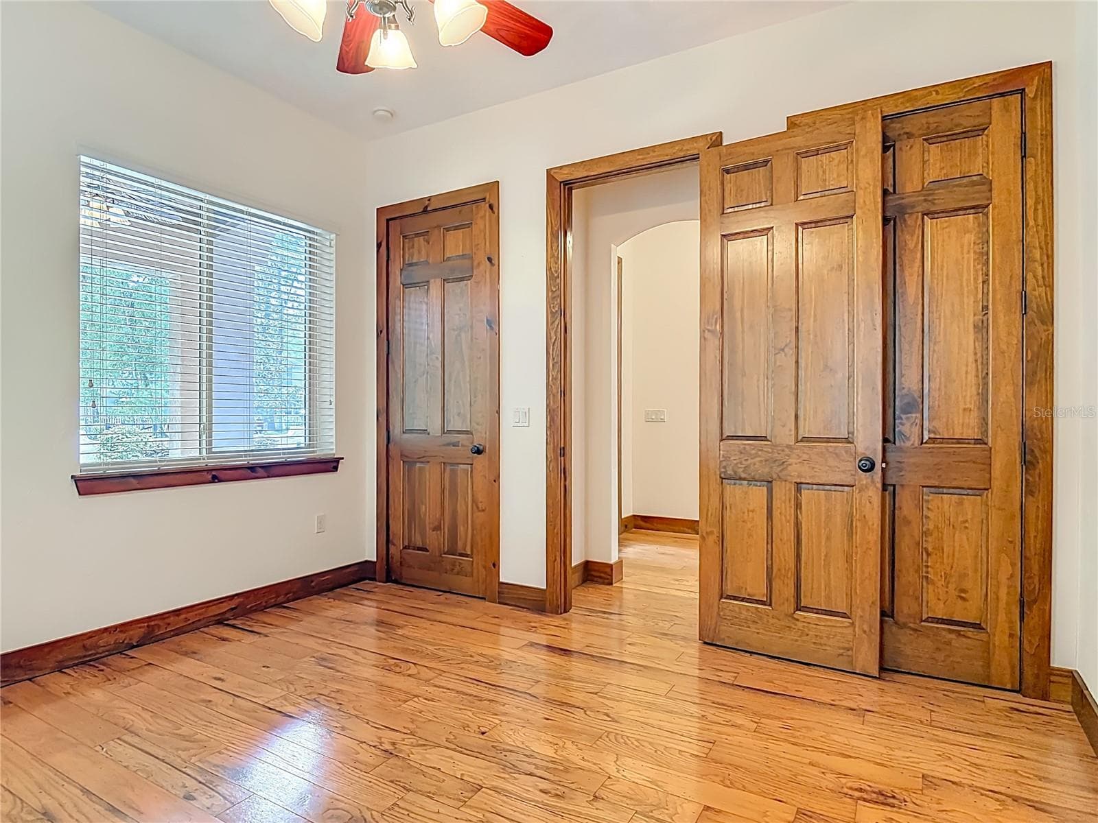 2nd Primary suite - 250 GARDEN ST, LAKE HELEN