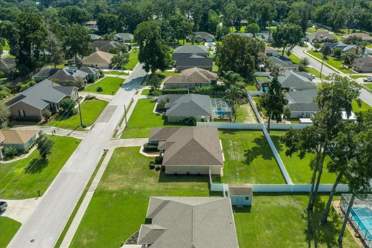 Single Family Residence at 3202 SE 24TH AVE, OCALA, photo 5 of 37