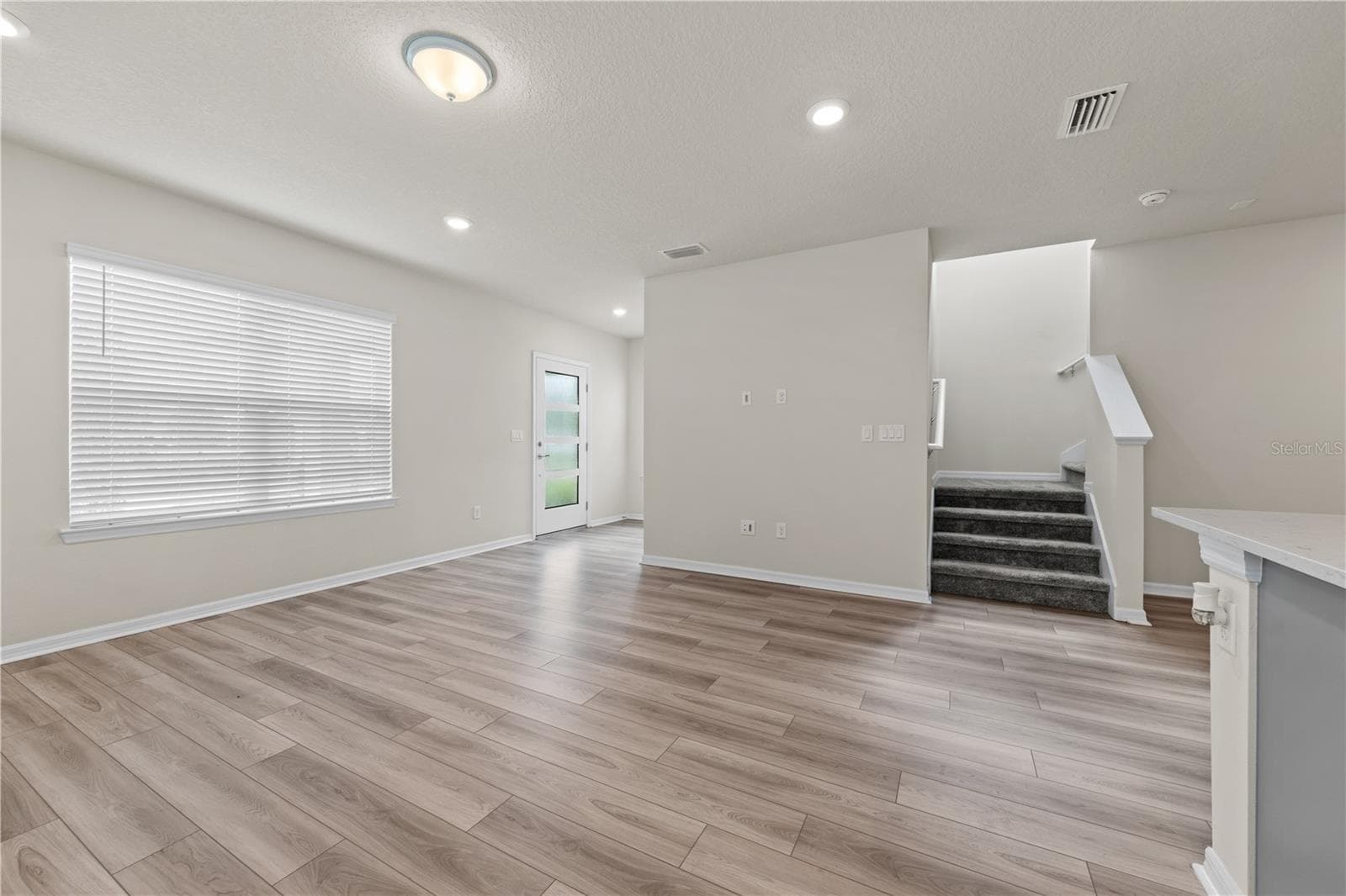 Single Family Residence at 10938 FELICITY ALY, ORLANDO, photo 8 of 53