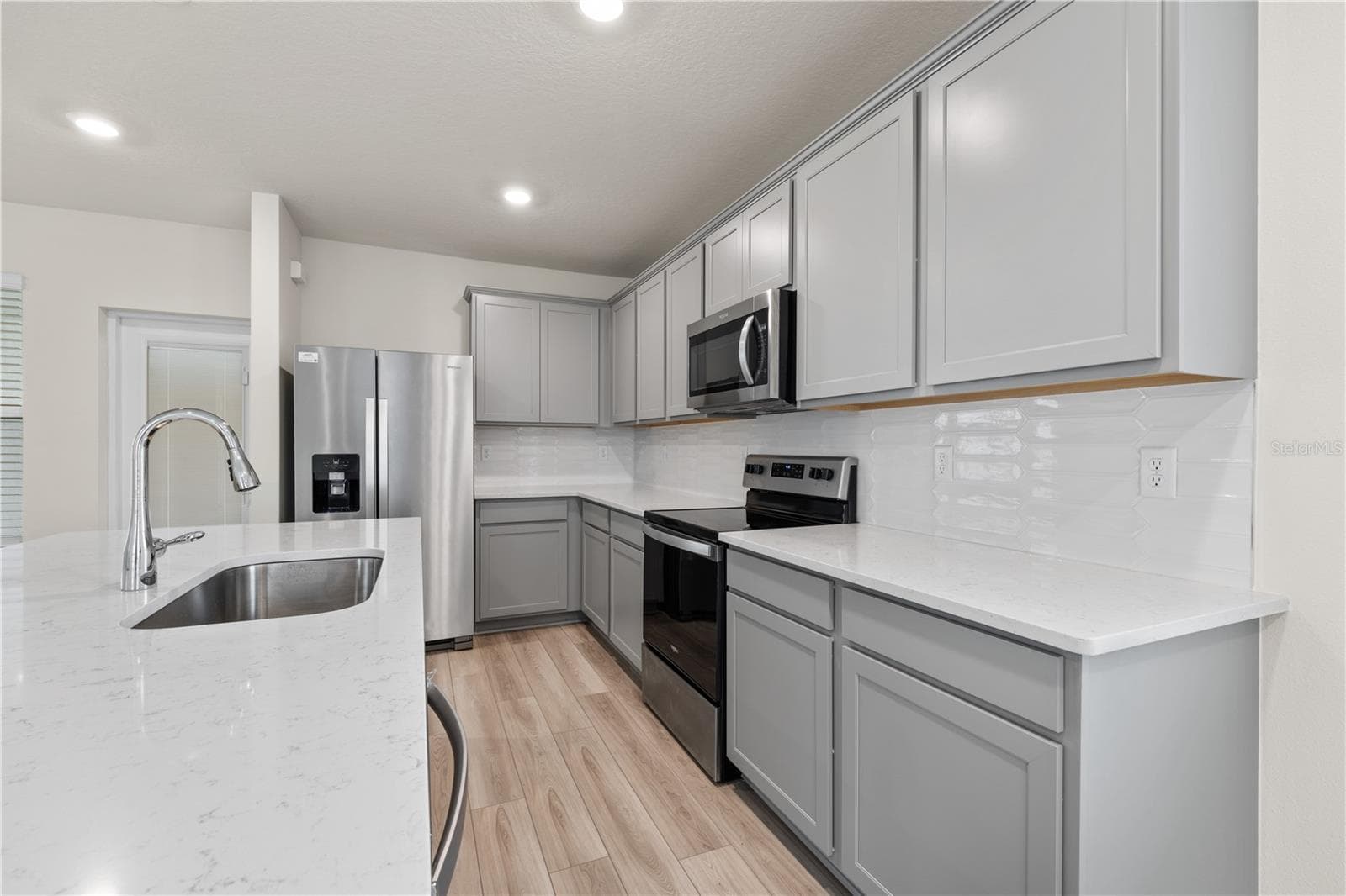 Single Family Residence at 10938 FELICITY ALY, ORLANDO, photo 14 of 53