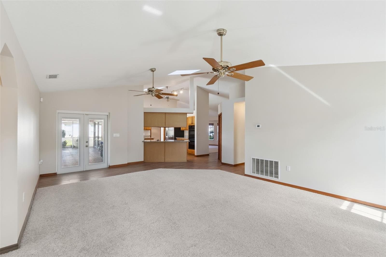 Family Room - 1512 READE CIR, ST CLOUD