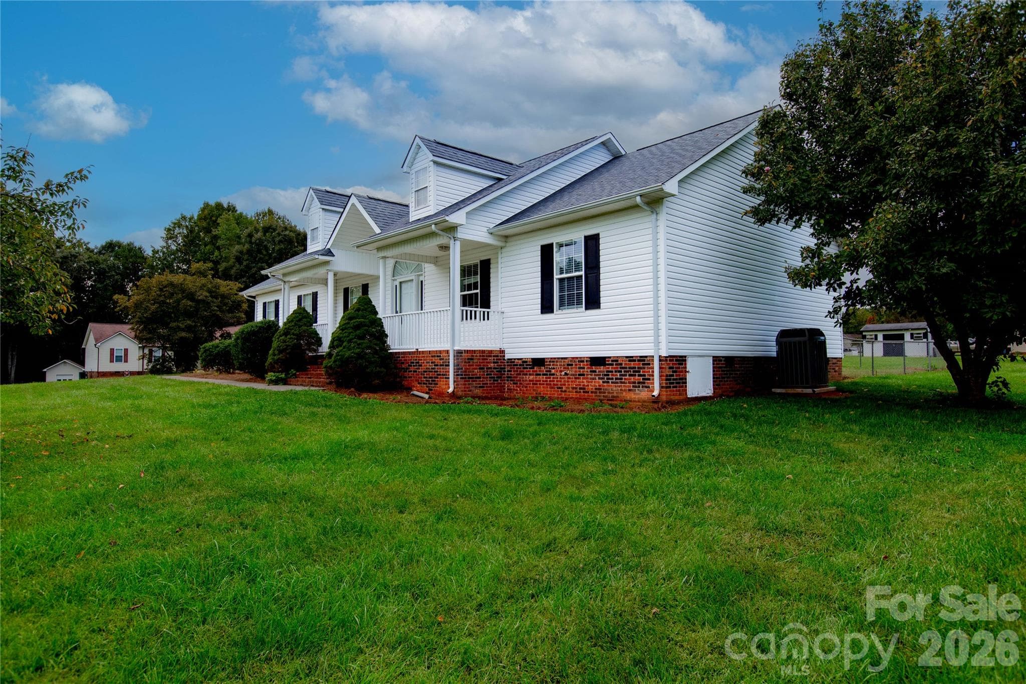 Single Family Residence at 124 Pepperstone Place, Mocksville, photo 45 of 46