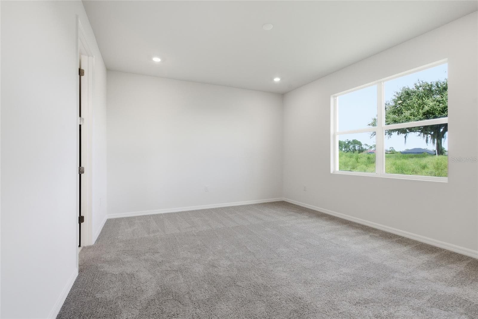 Single Family Residence at 16942 SQUIRREL BRANCH LN, ALVA, photo 17 of 45