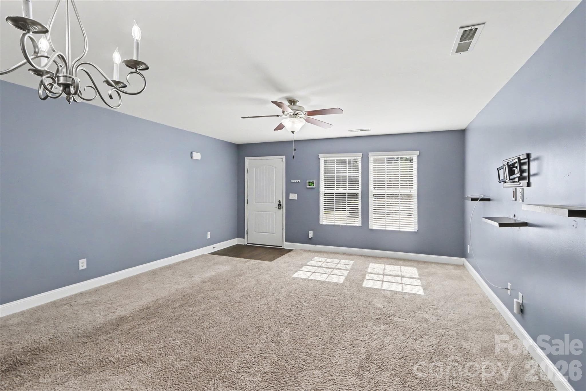 Single Family Residence at 249 Aershire Court, Concord, photo 4 of 21