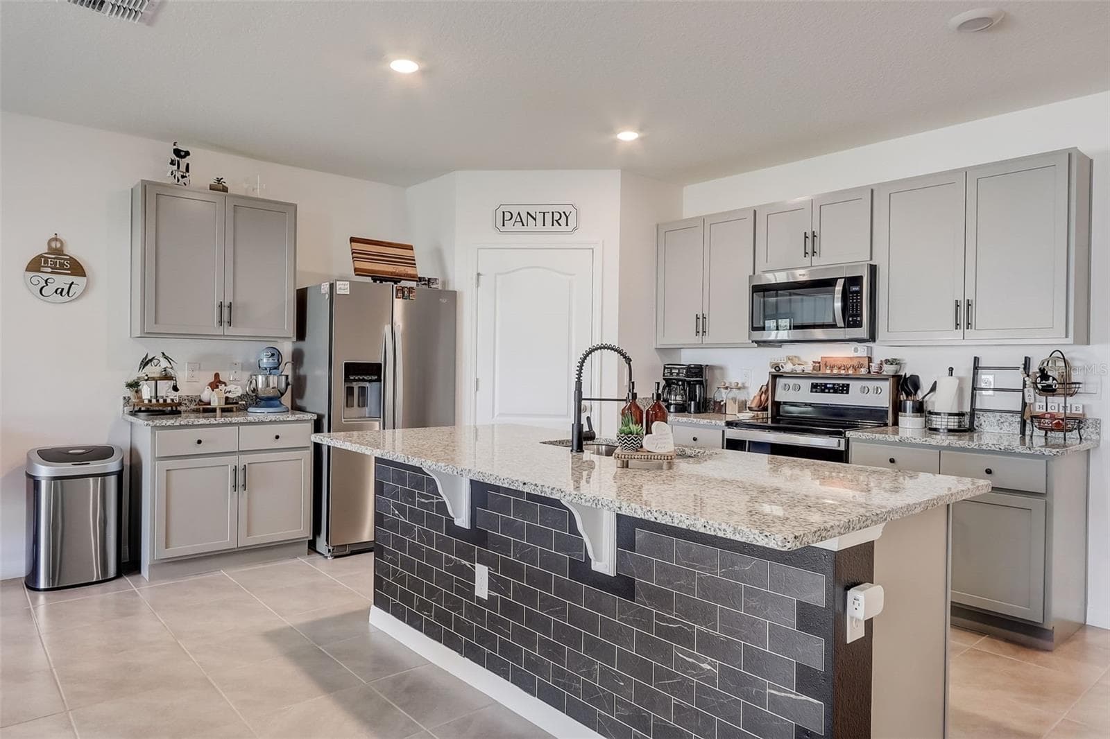 Single Family Residence at 2076 TAY WES DR, ST CLOUD, photo 14 of 31