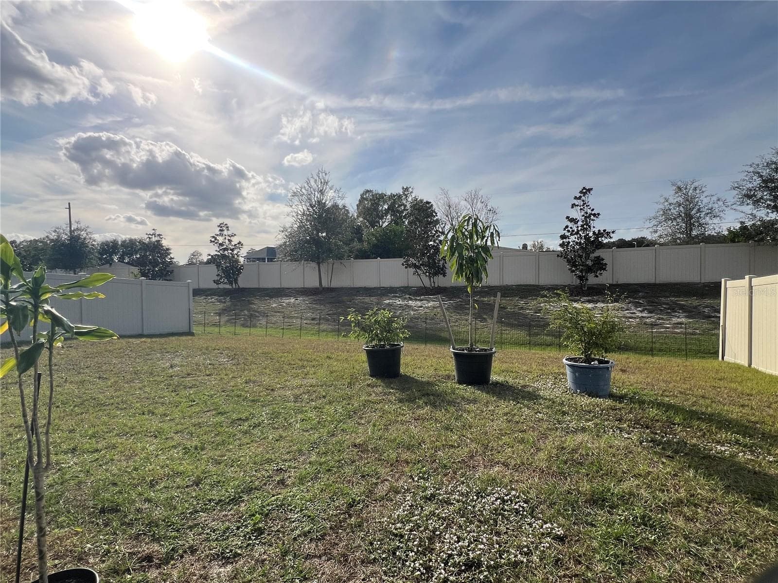 Fence on two sides - 2076 TAY WES DR, ST CLOUD