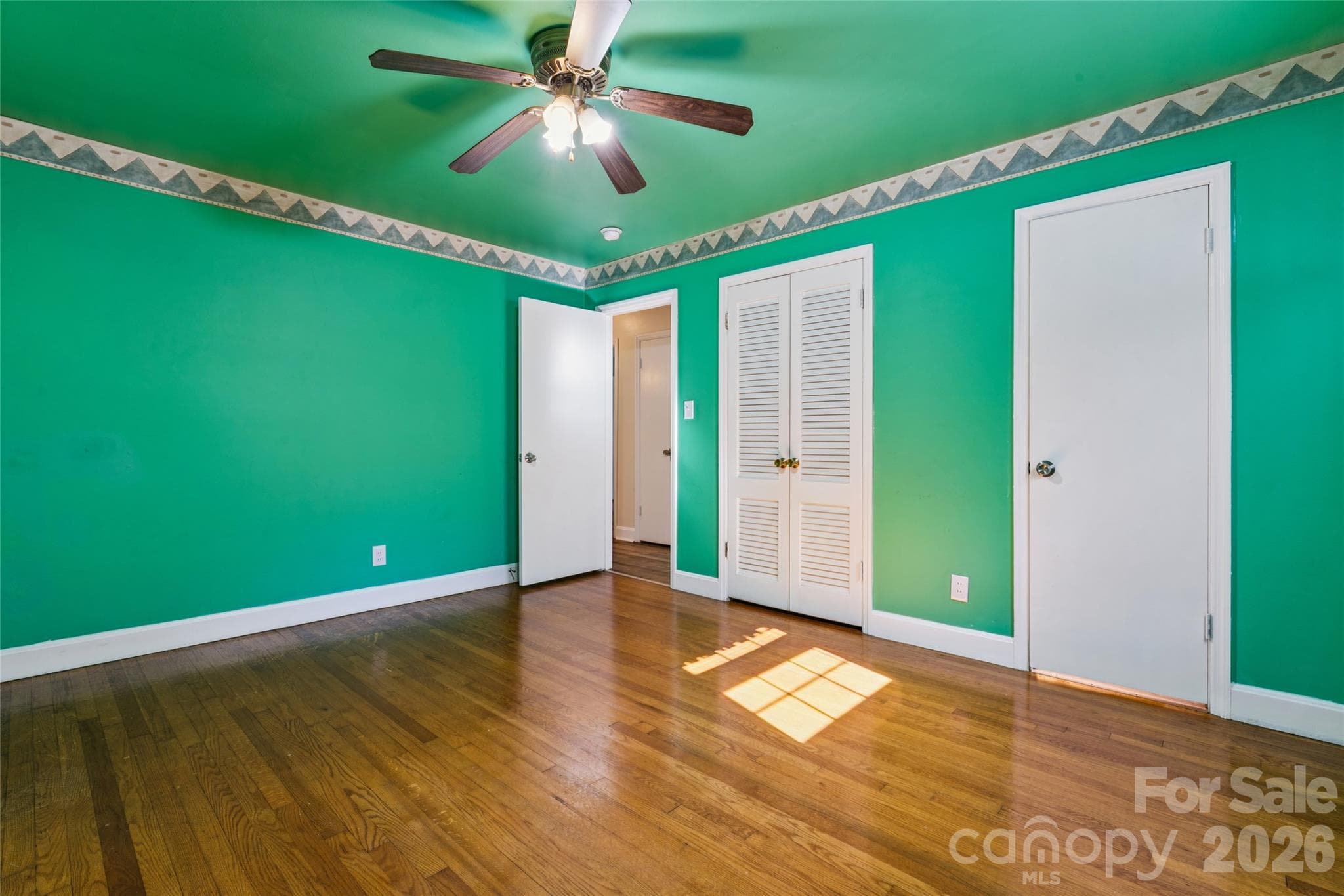 Single Family Residence at 4201 Westridge Drive, Charlotte, photo 17 of 31
