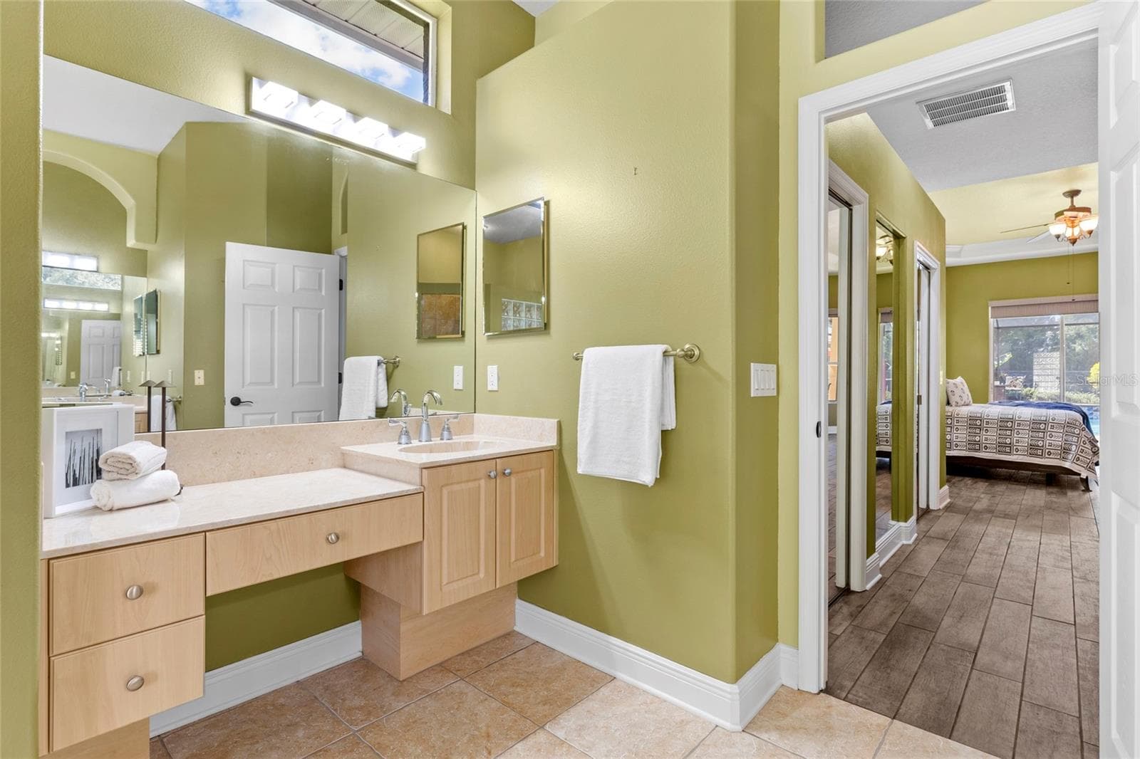 Single Family Residence at 19614 EAGLE CREST DR, LUTZ, photo 21 of 77