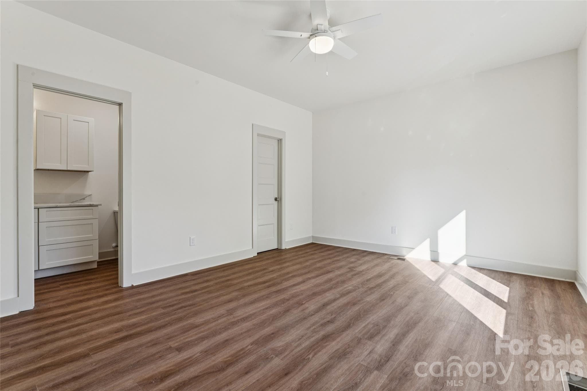 Single Family Residence at 45 Robbins Circle, Lexington, photo 7 of 13