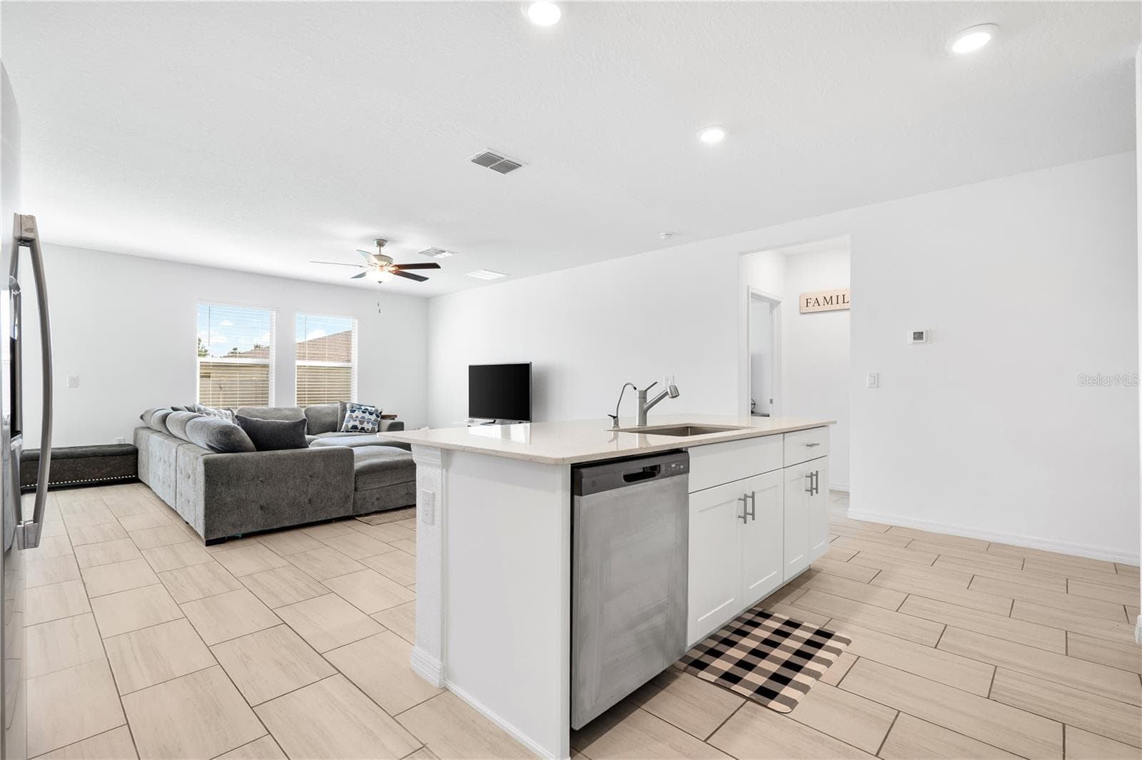 Single Family Residence at 5009 FIDDLE FIG AVE, WIMAUMA, photo 13 of 56