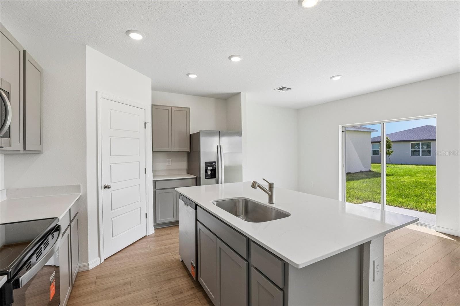 Single Family Residence at 4763 ROLLING LAKE LN, DAVENPORT, photo 10 of 33
