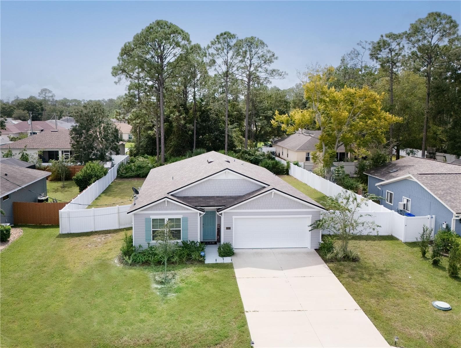 Single Family Residence at 98 RAEMOOR DR, PALM COAST, photo 2 of 38