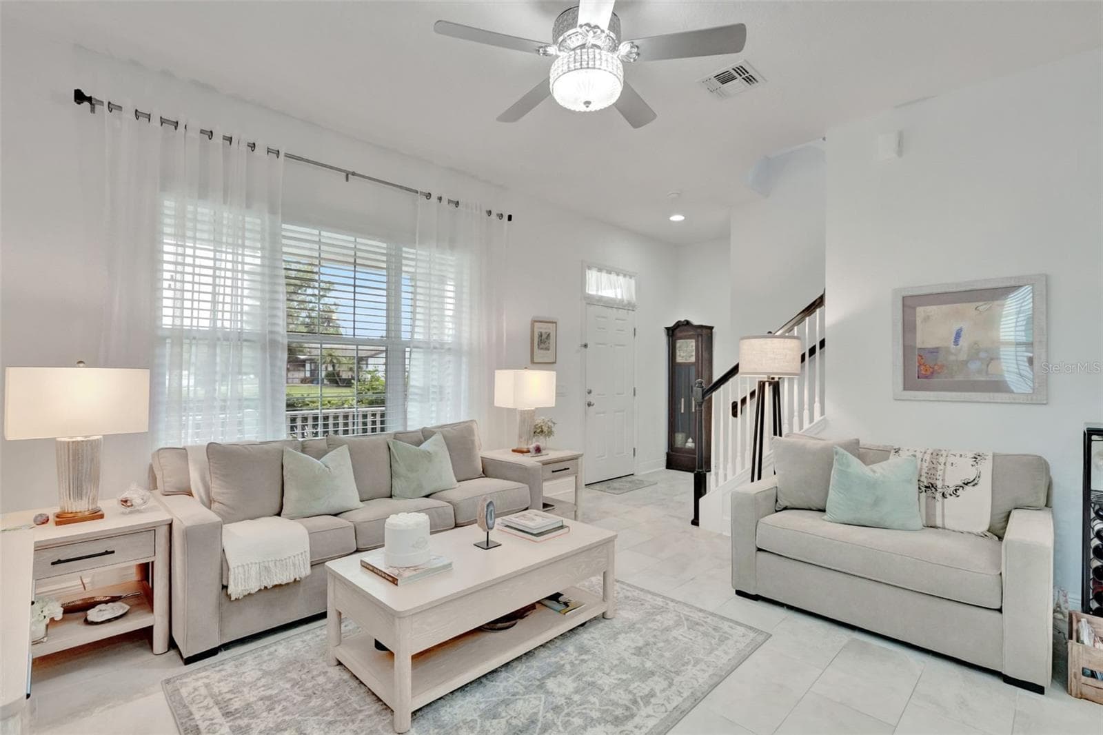 Single Family Residence at 4892 BEACH BLVD, ORLANDO, photo 6 of 28