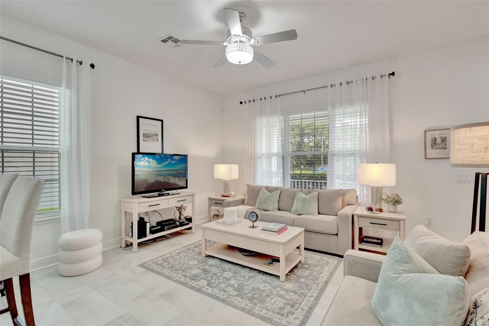 Single Family Residence at 4892 BEACH BLVD, ORLANDO, photo 7 of 28