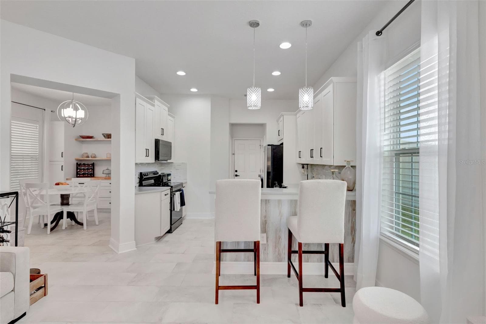 Single Family Residence at 4892 BEACH BLVD, ORLANDO, photo 10 of 28