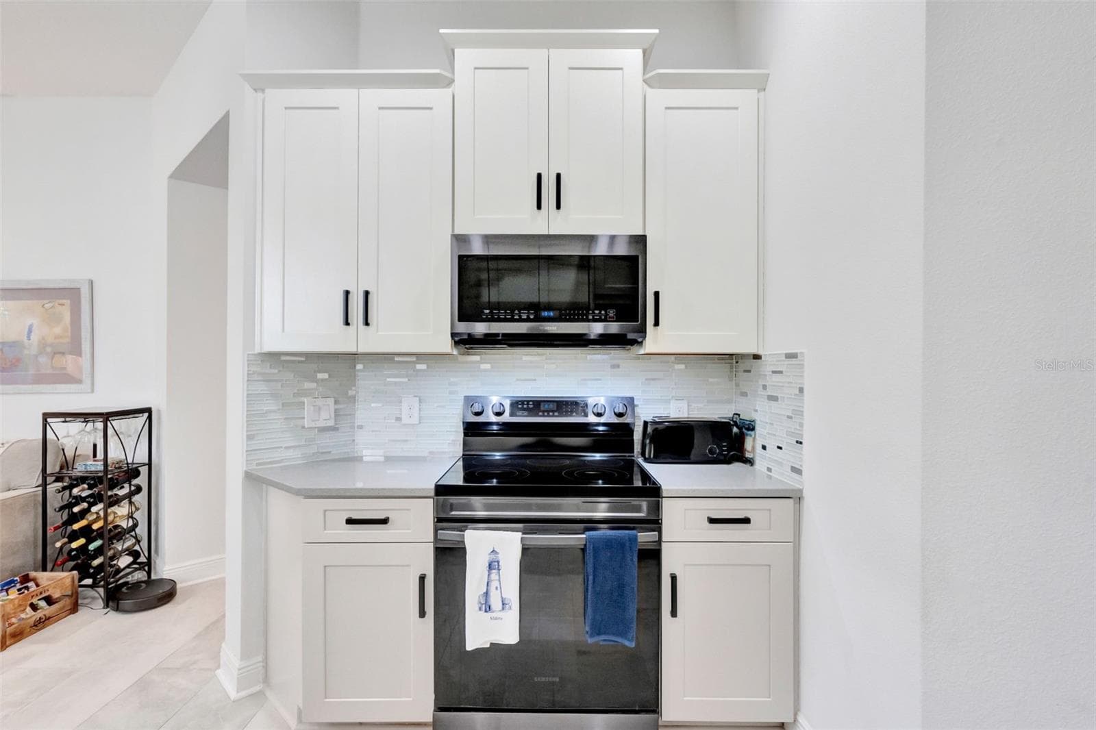 Kitchen - 4892 BEACH BLVD, ORLANDO