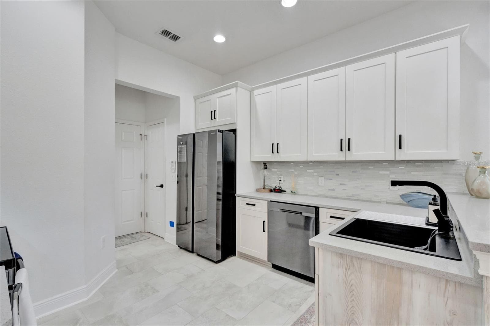 Single Family Residence at 4892 BEACH BLVD, ORLANDO, photo 14 of 28