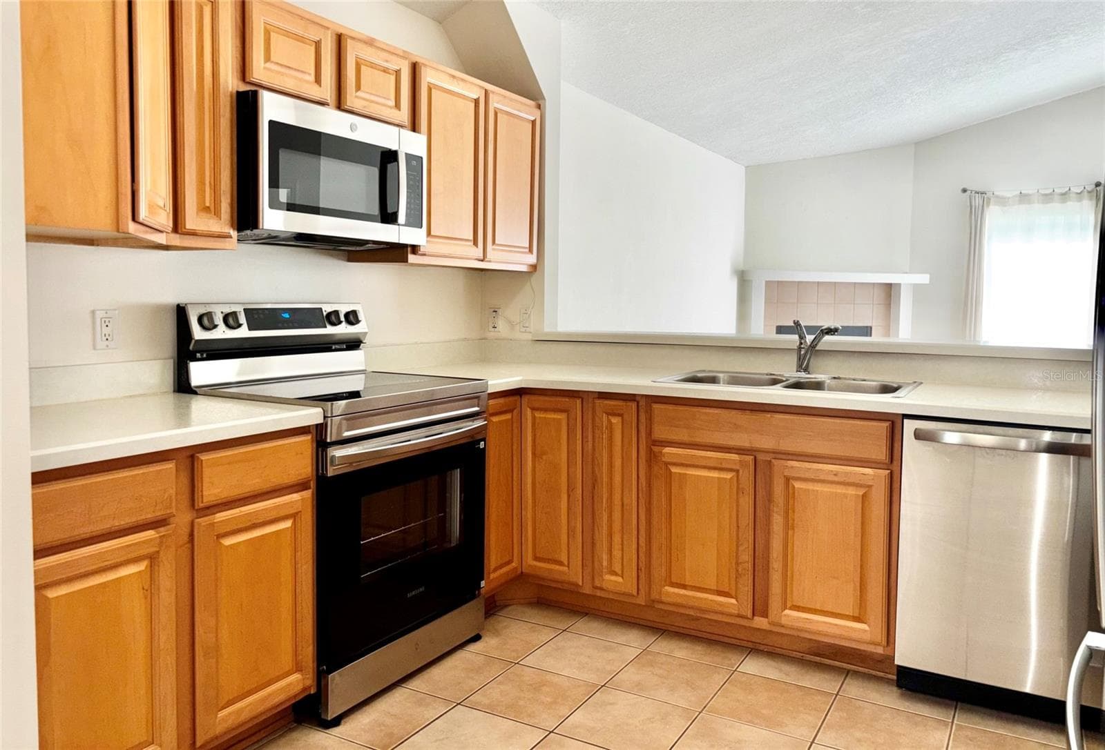 Single Family Residence at 608 TURNSTONE TRCE, NEW SMYRNA BEACH, photo 5 of 9