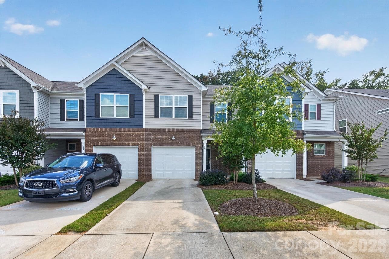 Townhouse at 13017 Cottage Crest Lane, Charlotte, photo 26 of 30