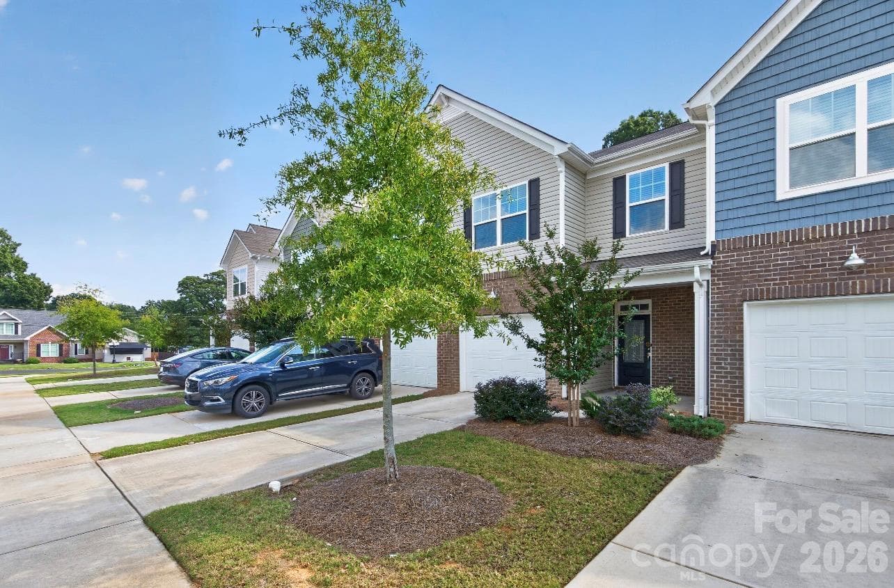 Townhouse at 13017 Cottage Crest Lane, Charlotte, photo 27 of 30