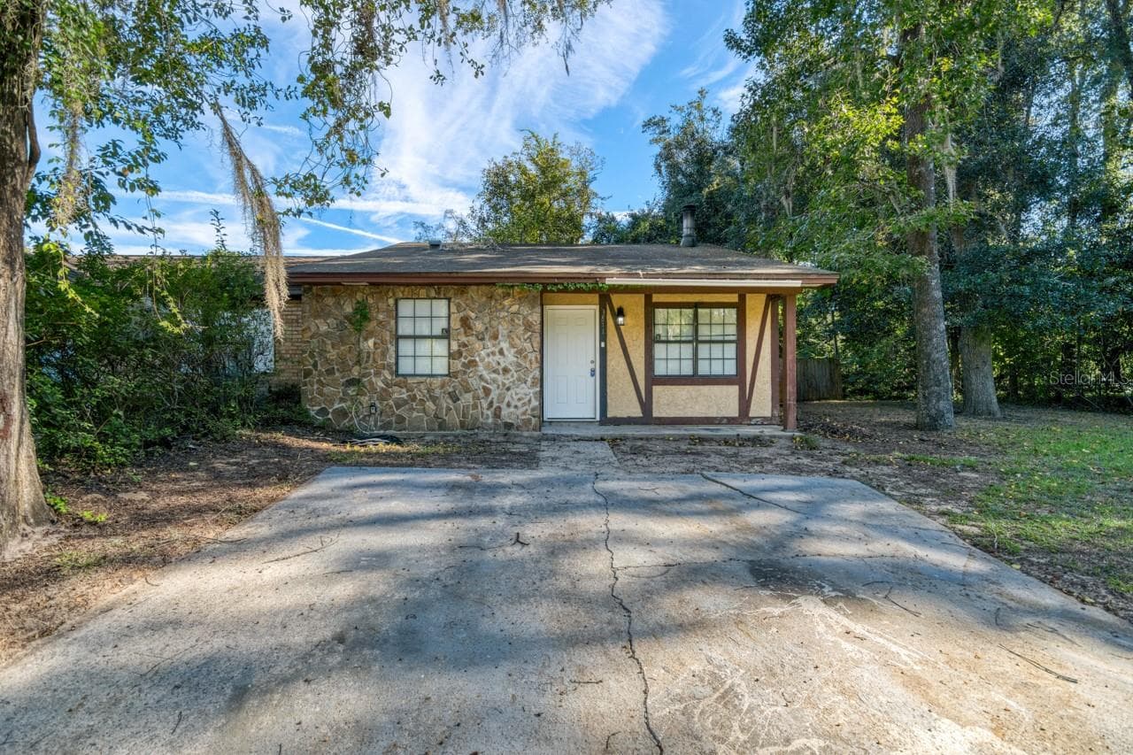 Townhouse at 3811 STEWART WAY, TALLAHASSEE, photo 3 of 31