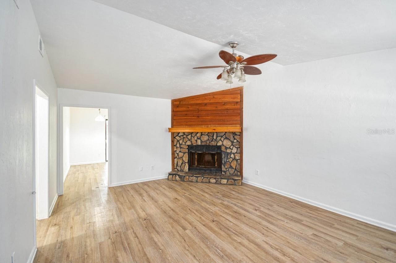 Townhouse at 3811 STEWART WAY, TALLAHASSEE, photo 6 of 31