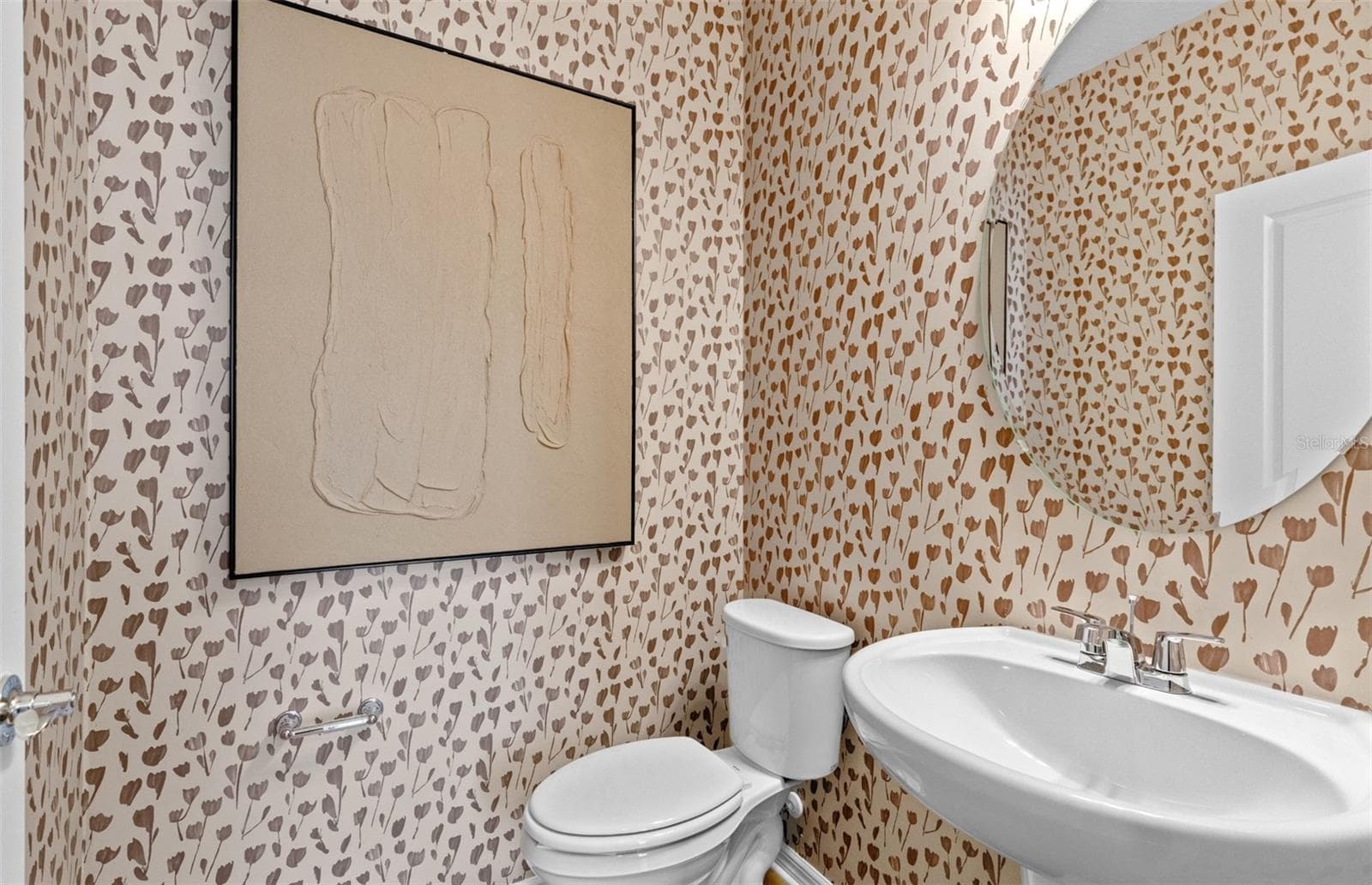 Model Home Design Only. Pictures and furnishings are for illustrative purposes only. Elevations, colors and options may vary. Furniture is for model home staging only. - 14078 WARD ROAD, ORLANDO