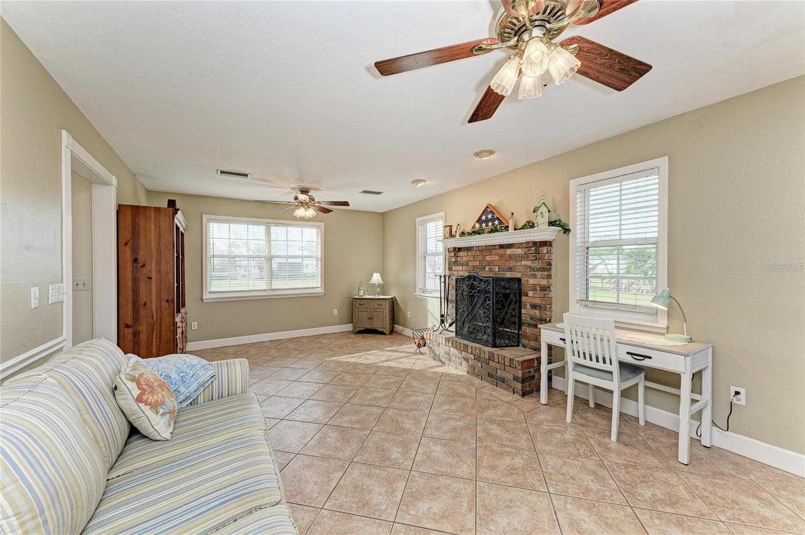 Single Family Residence at 1914 24TH AVE W, PALMETTO, photo 13 of 57