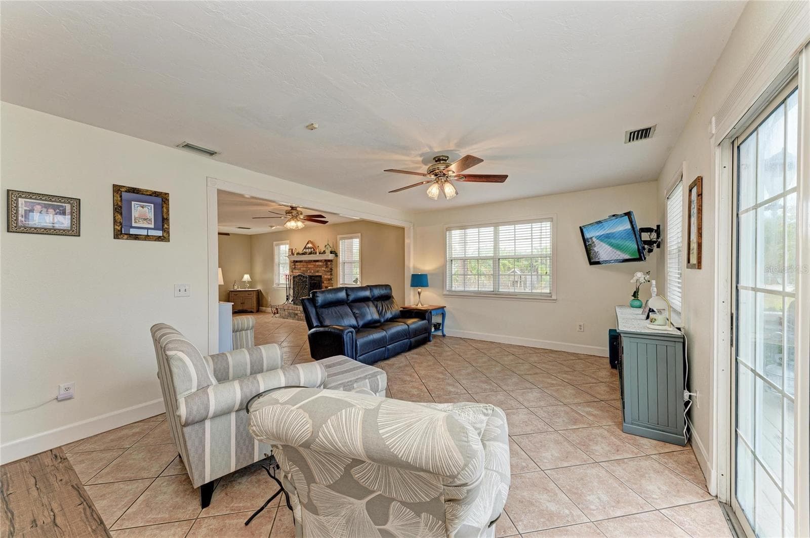Single Family Residence at 1914 24TH AVE W, PALMETTO, photo 16 of 57