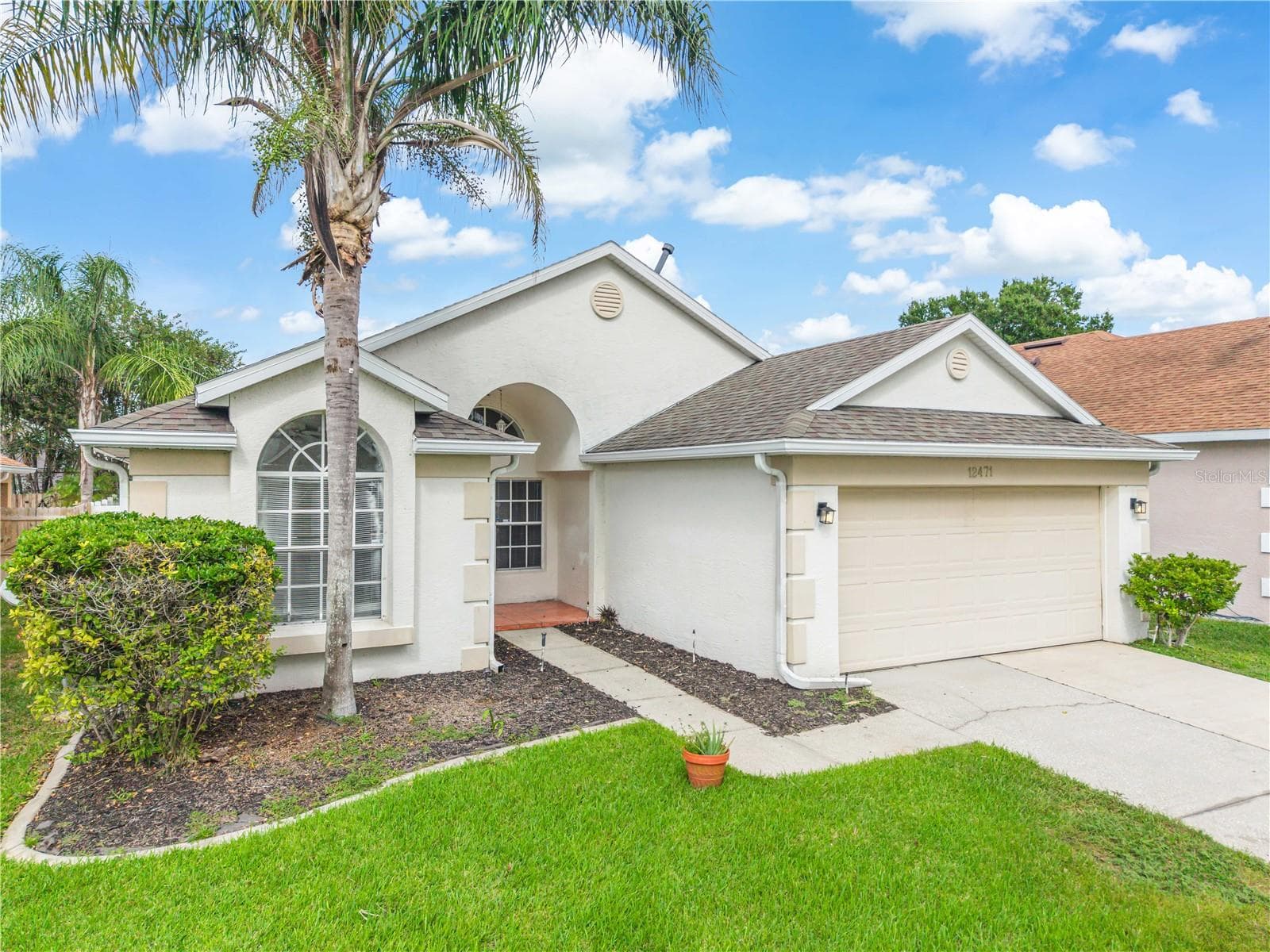 Single Family Residence at 12471 CASTLEMAIN TRL, ORLANDO, photo 3 of 43