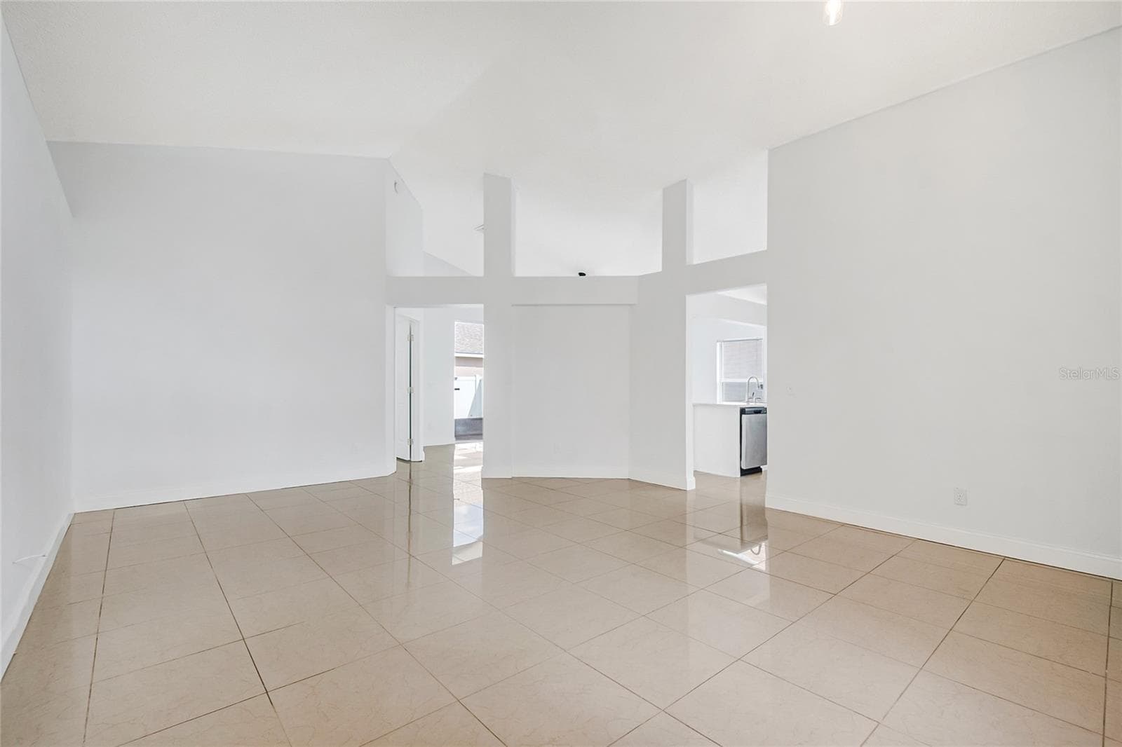 Single Family Residence at 12471 CASTLEMAIN TRL, ORLANDO, photo 14 of 43