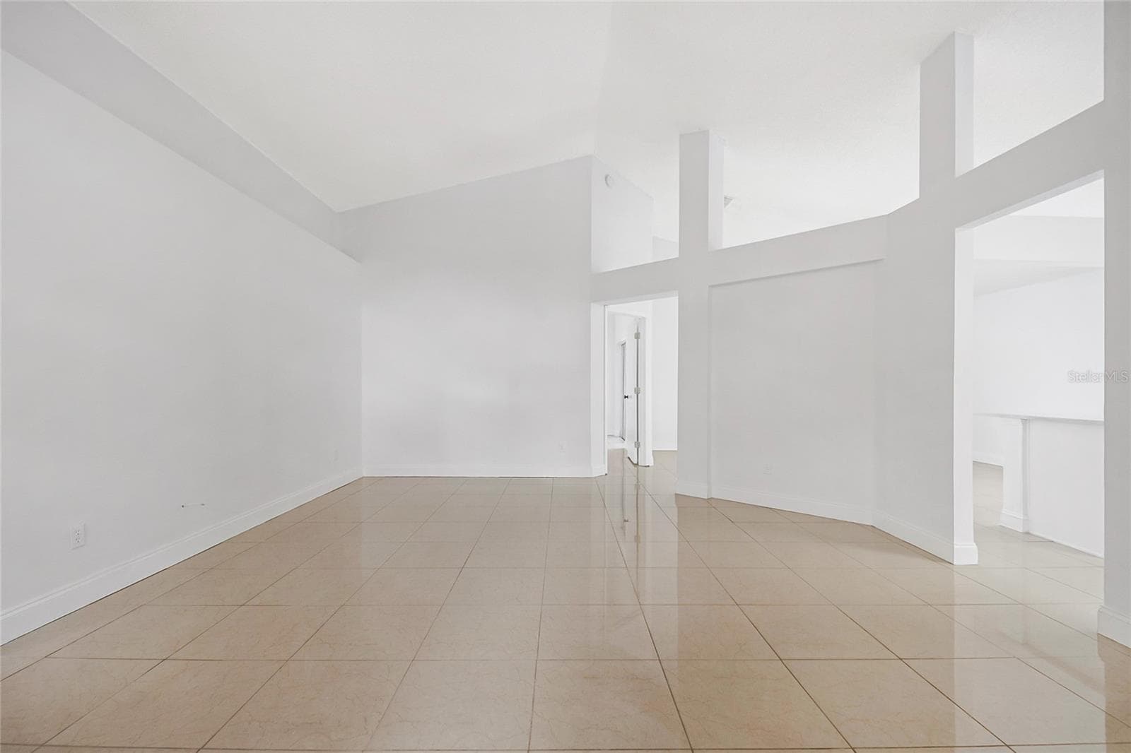 Single Family Residence at 12471 CASTLEMAIN TRL, ORLANDO, photo 19 of 43