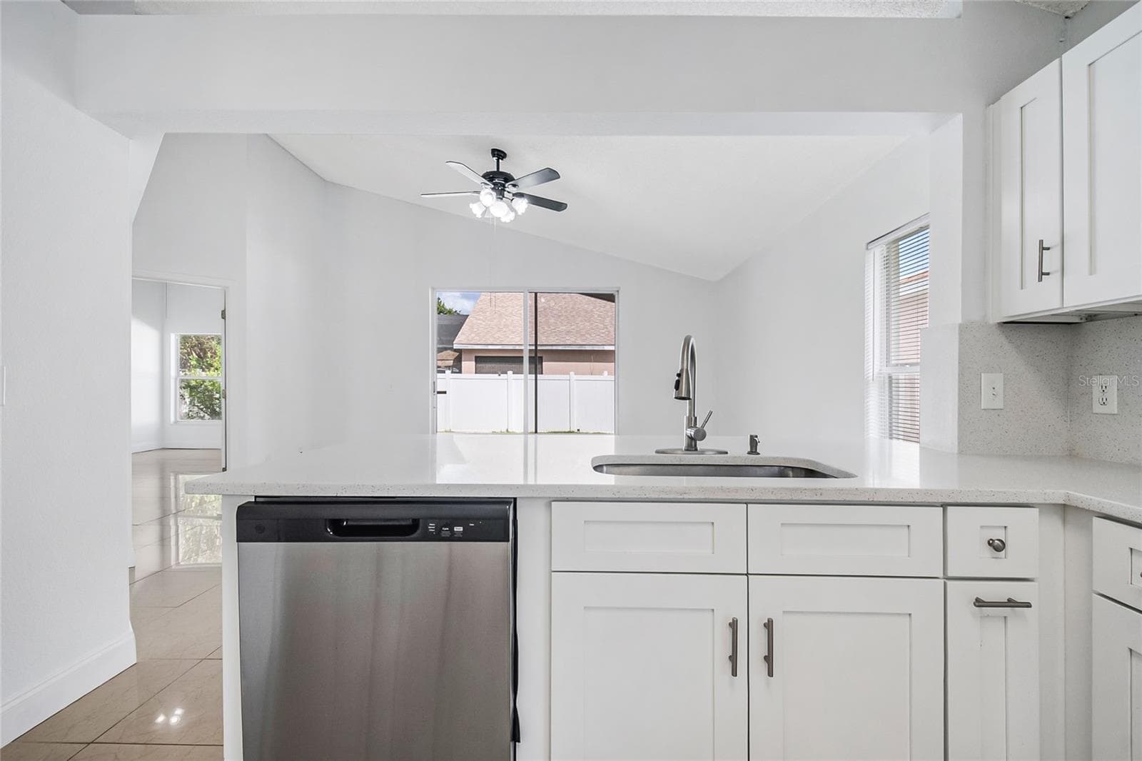 Single Family Residence at 12471 CASTLEMAIN TRL, ORLANDO, photo 22 of 43