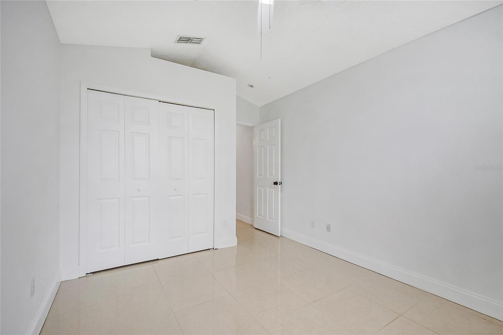 BEDROOM 2 - 12471 CASTLEMAIN TRL, ORLANDO