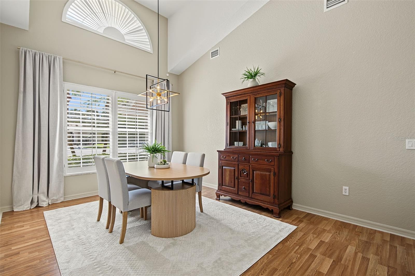 Single Family Residence at 1829 FOXBORO CT, OLDSMAR, photo 4 of 57