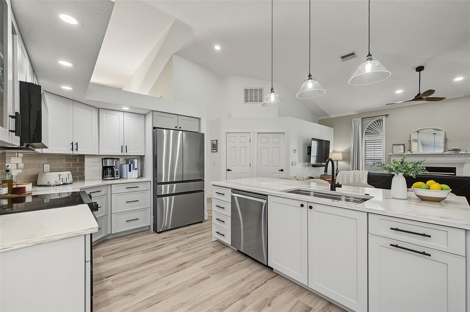 Single Family Residence at 1829 FOXBORO CT, OLDSMAR, photo 14 of 57