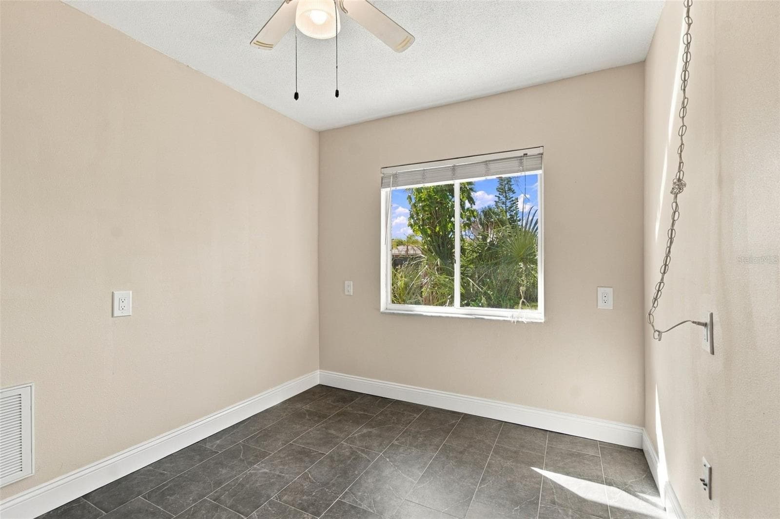 Office - 5300 PILOTS PL, NEW PORT RICHEY