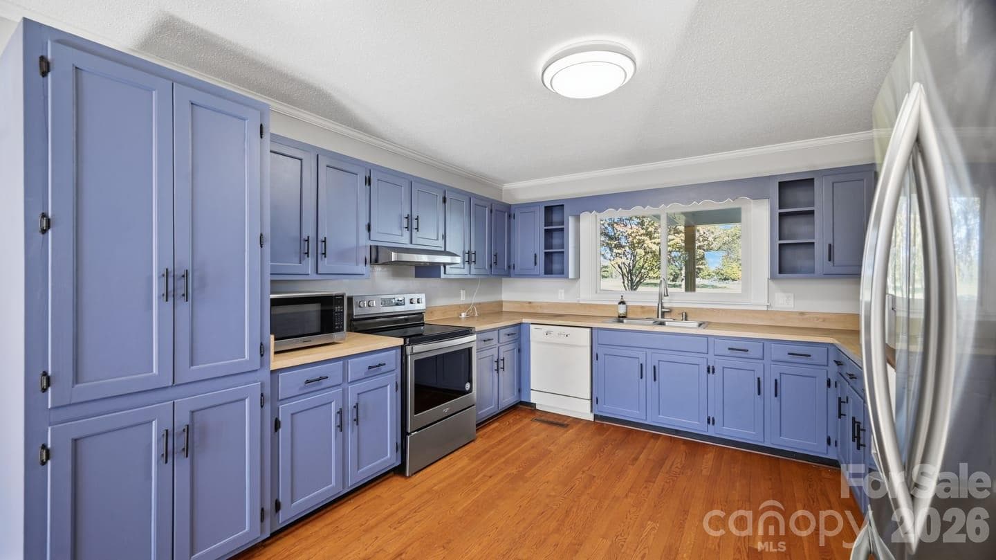 Single Family Residence at 2405 Startown Road, Newton, photo 14 of 49