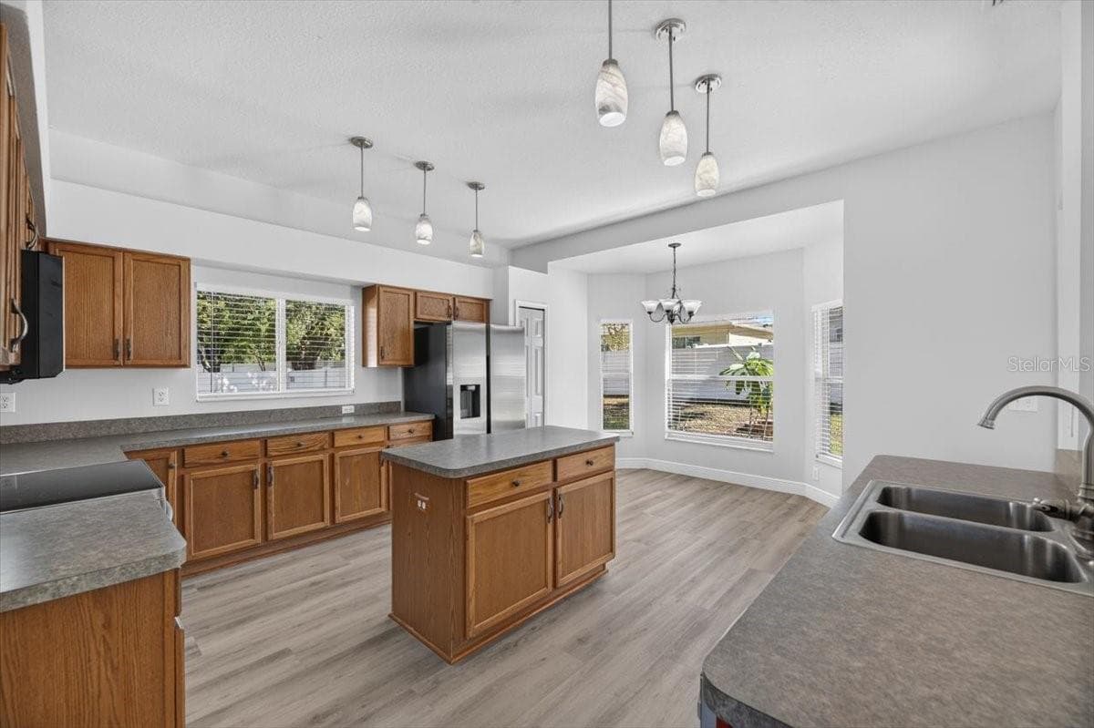 Kitchen - 10807 HOFFNER EDGE DR, RIVERVIEW
