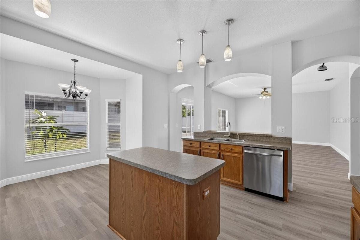 Kitchen - 10807 HOFFNER EDGE DR, RIVERVIEW